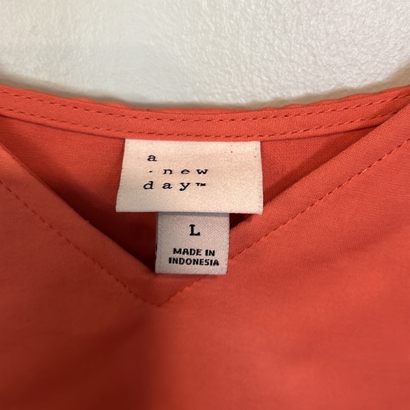 A New Day Tank - Picture 2 of 3